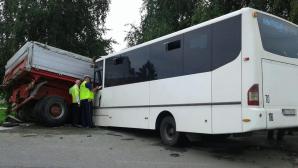 Katastrofa w ruchu lądowym pod Nowym Sączem. Jedna osoba zginęła, wiele rannych