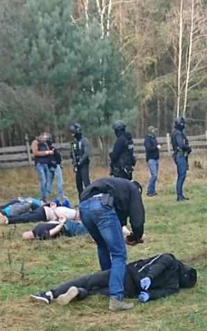 [VIDEO] KAS i CBŚP udaremniły największą od lat próbę przemytu kokainy z Kolumbii