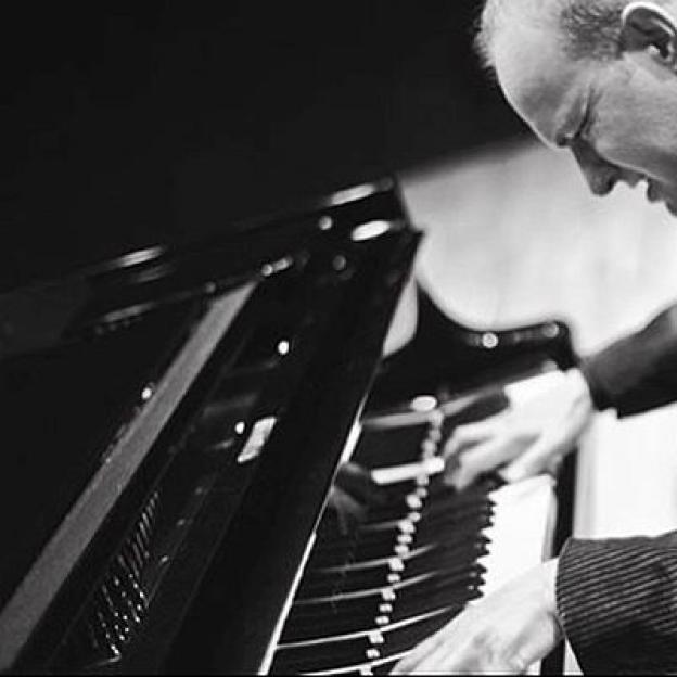 Pianist Konrad Skolarski Concerts in Buffalo and New York. Wednesday, November 1, 2017 - Friday, November 10, 2017