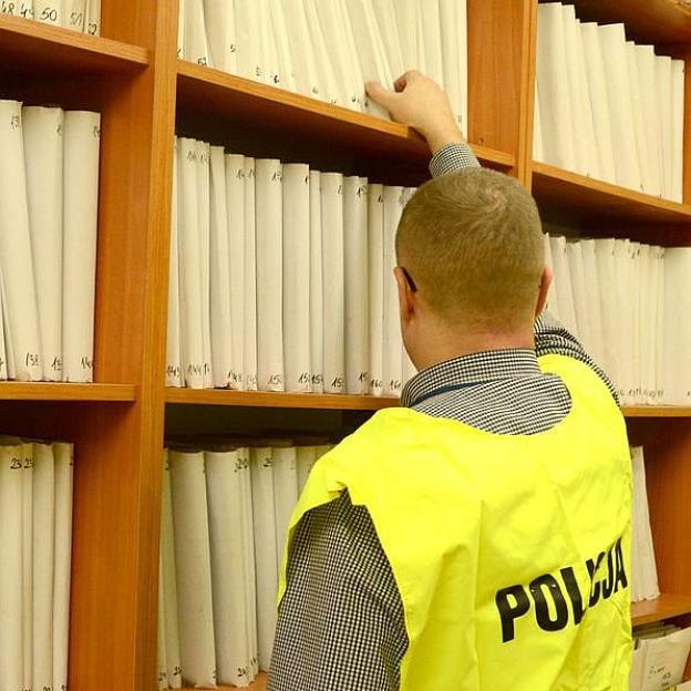 Oszukali nawet kilkadziesiąt tysięcy starszych osób z terenu całego kraju - zarzuty usłyszało już 35 podejrzanych
